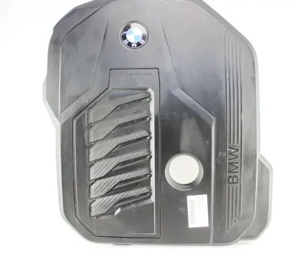 BMW 5 G30 G31 Engine cover (trim) 8687367