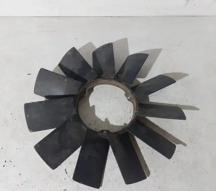 BMW X5 E53 Fan impeller 11521712058