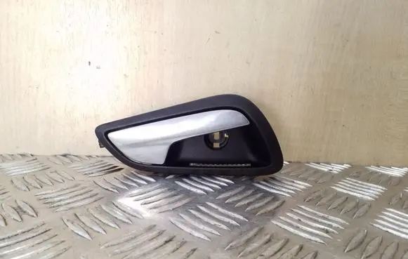 Ford Focus Front door interior handle AM51U22600CDW