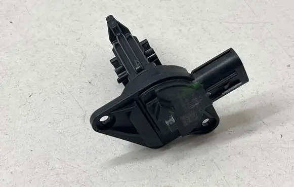 Subaru Crosstrek III Mass air flow meter 22680AA43A 23071M0354 1975000011