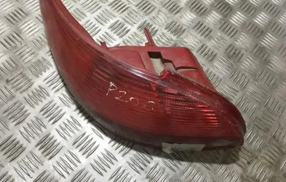 Peugeot 206 Rear/tail lights 2531