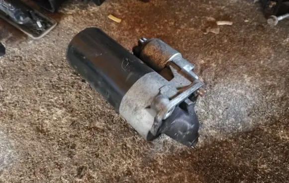 Volvo V70 Starter motor