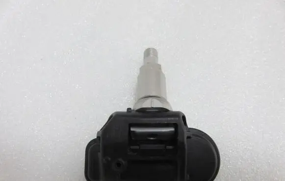 Infiniti QX30 Tire pressure sensor 2546AGG4 2013DJ5531