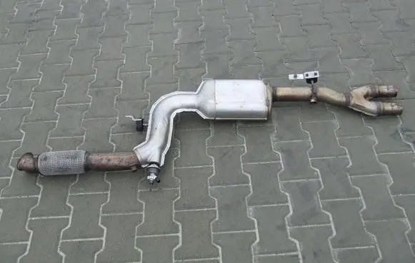 Maserati Ghibli Muffler/silencer 670034468