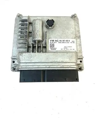 Volkswagen Golf VII Engine control unit/module 04L907445B 28445556