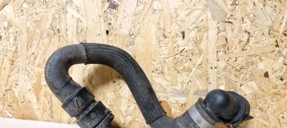 Volvo V70 Engine coolant pipe/hose 31305162