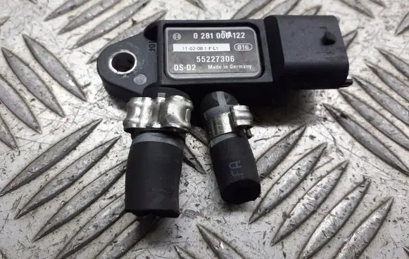 Fiat Bravo Tire pressure sensor 0281006122