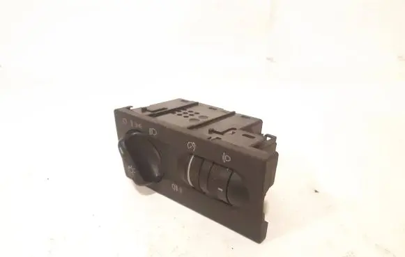 Volkswagen Golf III Light switch 1H6941333B 04050701