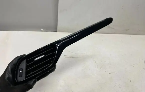 Ford Fiesta Dashboard side air vent grill/cover trim H1BBA018B08