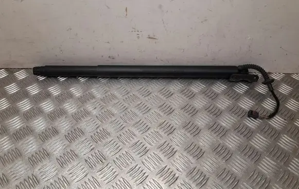 KIA Ceed Tailgate/trunk/boot tension spring 81831J7210