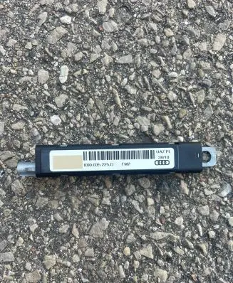 Audi A1 Aerial antenna amplifier 8X0035225D