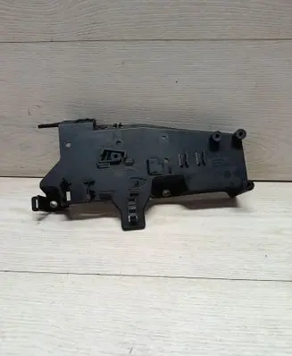 BMW 5 E60 E61 Other engine bay part 7810180 62440410