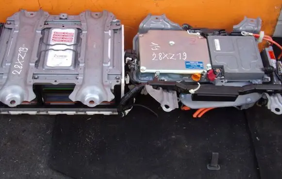 Honda Civic Hybrid / electric car battery 1E100RMX0132 LDA2
