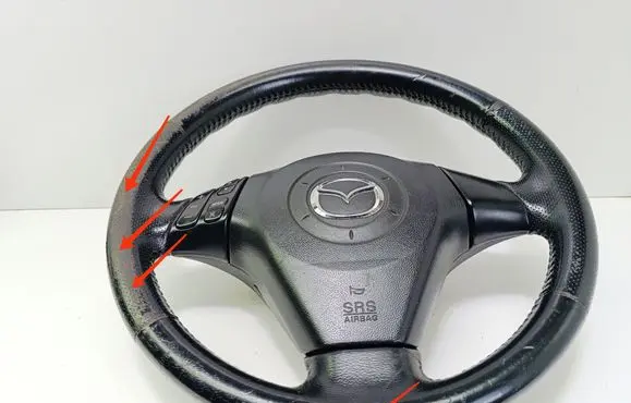 Mazda 5 Steering wheel