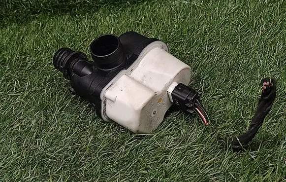 BMW 5 E60 E61 Sensor 7193479 0261222018