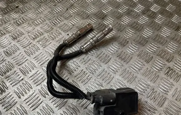 Mercedes-Benz B W245 High voltage ignition coil A0001587803 0221503035 05T297