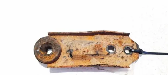 Opel Zafira A Radiator mount bracket 