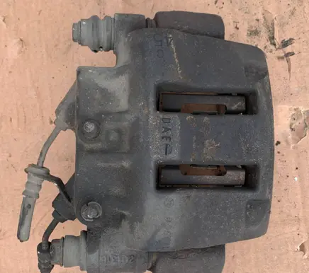 Renault Master II Front brake caliper 201318