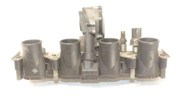 Volkswagen PASSAT B6 Intake manifold 06D133209T