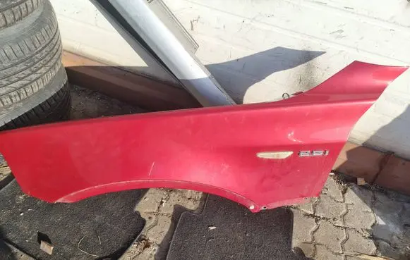 BMW X3 E83 Fender 