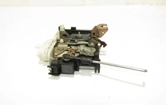 Audi A8 S8 D2 4D Front door lock 4d1837016a