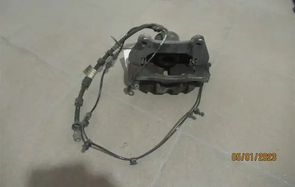Opel Insignia B Front brake caliper 84124403