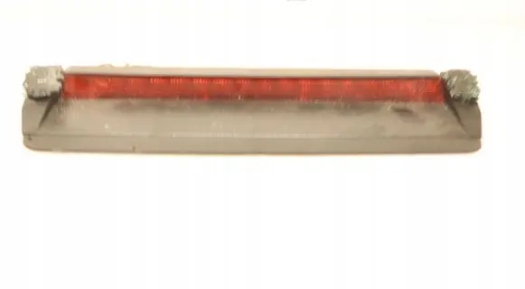 Third/center stoplight