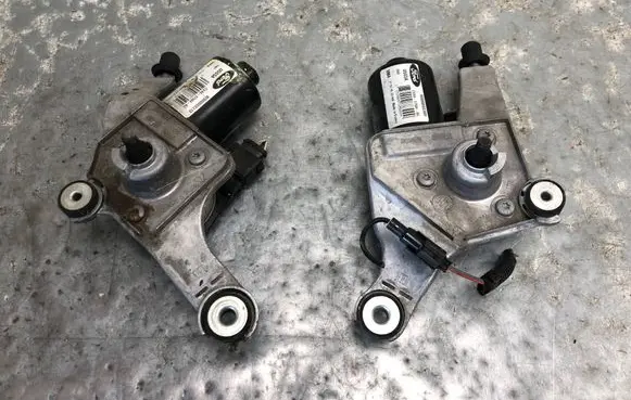 Ford Kuga II Wiper motor CV4417504AG CV44-17504-BG