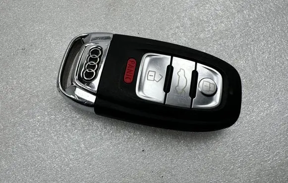 Audi A6 S6 C7 4G Ignition key/card 8K0959754 8K0959754B