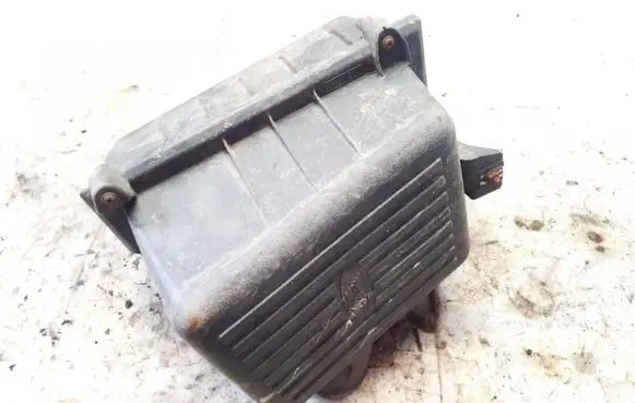 Ford Escort Air filter box