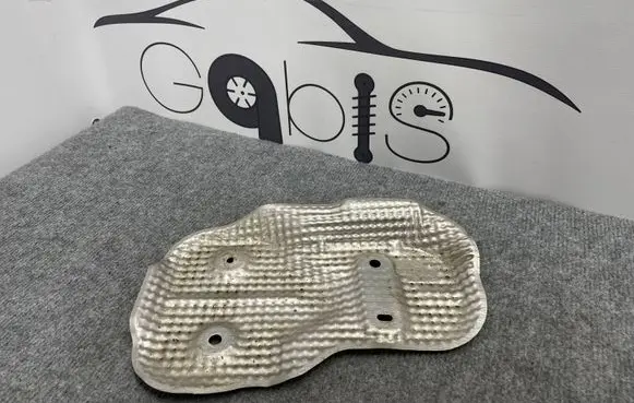 Porsche Cayenne (92A) Heat shield in engine bay 7P5825753A