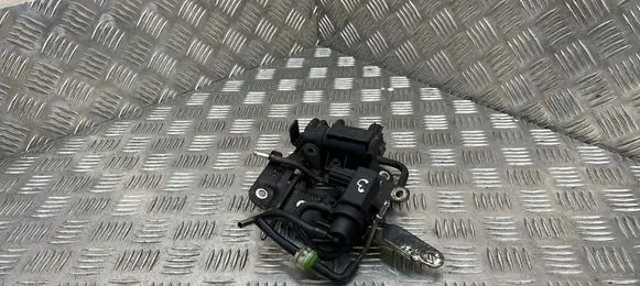 Mazda 3 III Turbo solenoid valve SH0318741 70355409