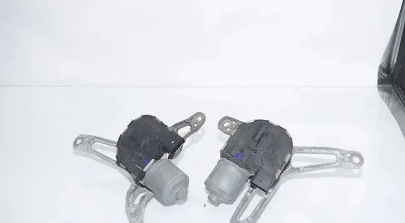 BMW i3 Wiper motor 7359450 7359449 61617359450