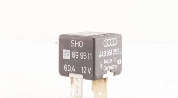 Audi A4 S4 B5 8D Other relay 443951253J 899511