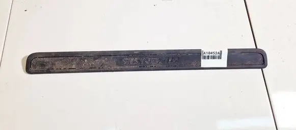 Toyota Avensis T270 Front sill trim cover 6791105040 67911-05040
