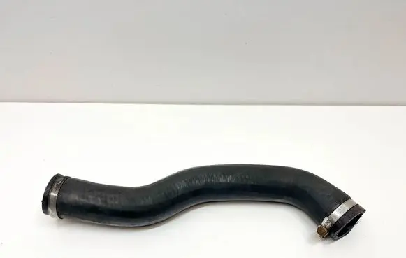 Mercedes-Benz SLC C107 Engine coolant pipe/hose A1075010282 1075010282