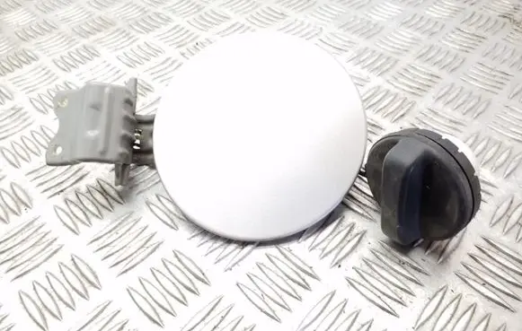Toyota Yaris Fuel tank cap