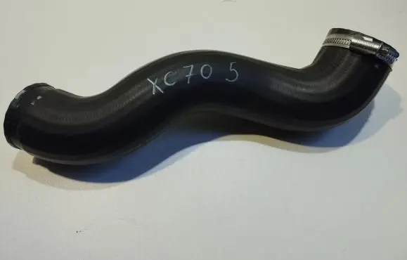Volvo XC70 Intercooler hose/pipe 30766441