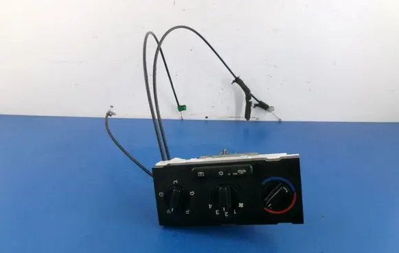 Opel Zafira A Climate control unit