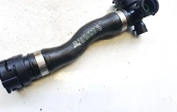 Engine coolant pipe/hose