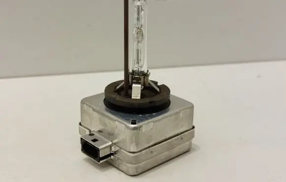 Volkswagen PASSAT CC Xenon bulb 9285141294