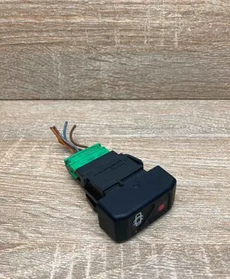 Renault Scenic I Central locking switch button RenaultDoorSwitch WithPlug
