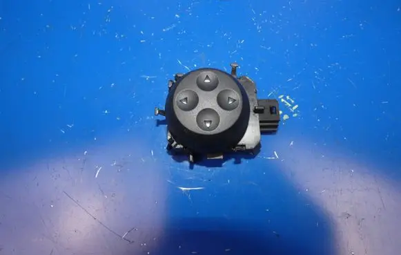 Mercedes-Benz CLA C117 X117 W117 Seat control switch A2048702658 10002230