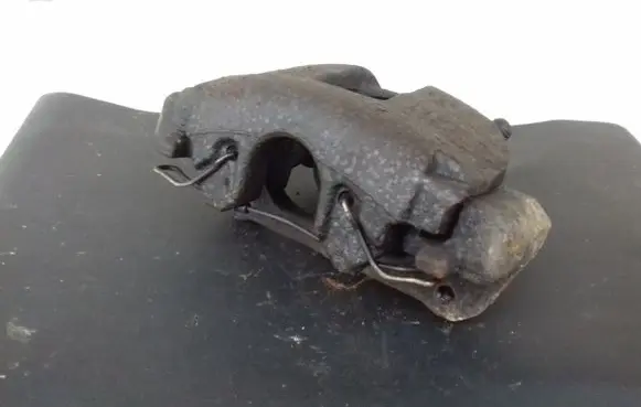 Volvo S60 Front brake caliper 9209722