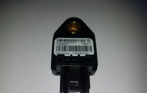 Chrysler Sebring (JS) Airbag deployment crash/impact sensor P04896061AA