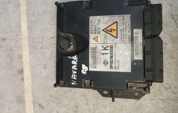 Nissan Navara D40 Engine control unit/module 23710eb33a