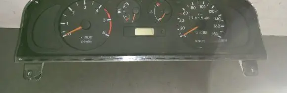 Nissan Terrano Speedometer (instrument cluster) 24810 7F007 21015801