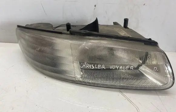 Chrysler Voyager Headlight/headlamp