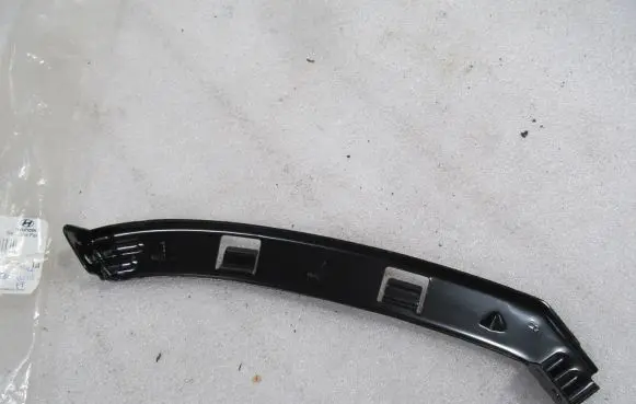 Hyundai Elantra Front bumper mounting bracket 865183X000