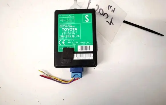 Toyota Auris 150 Door control unit/module 8974002010 89740-02010